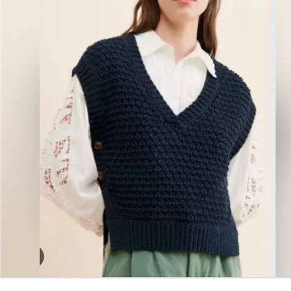 Maeve sweater vest (navy) - Picture 2 of 6